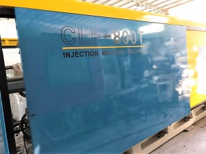Chuan Lih Fa CLF-800 (servo and non servo) used Injection Molding Machine.