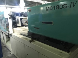 Japan Niigata 180t (All-electric) used Injection Molding Machine