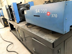 China Haitian SA120 (120t) used Plastic Injection Molding Machine.