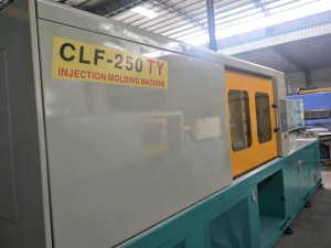 CLF-250TY used Injection Molding Machine (high precision)