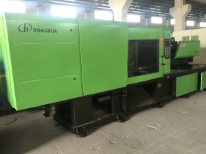 Donghua 320T (μεταβλητή αντλία) χρησιμοποιείται Ένεση καλούπιασμα μηχανή