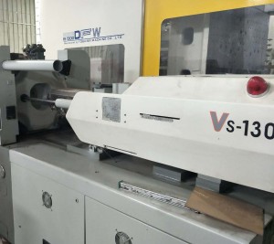 Victor 130t VS-130 used Injection Molding Machine