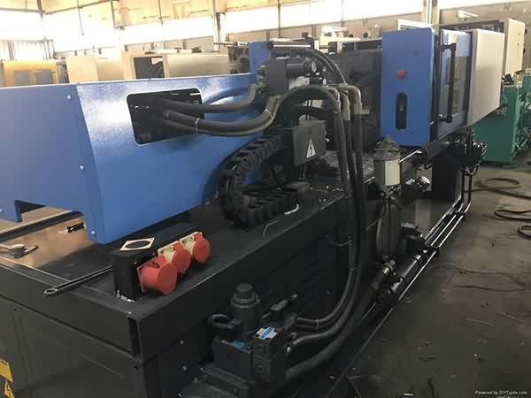 High definition
Haitian 90t used Injection Molding Machine for Sao Paulo Factory detail pictures
