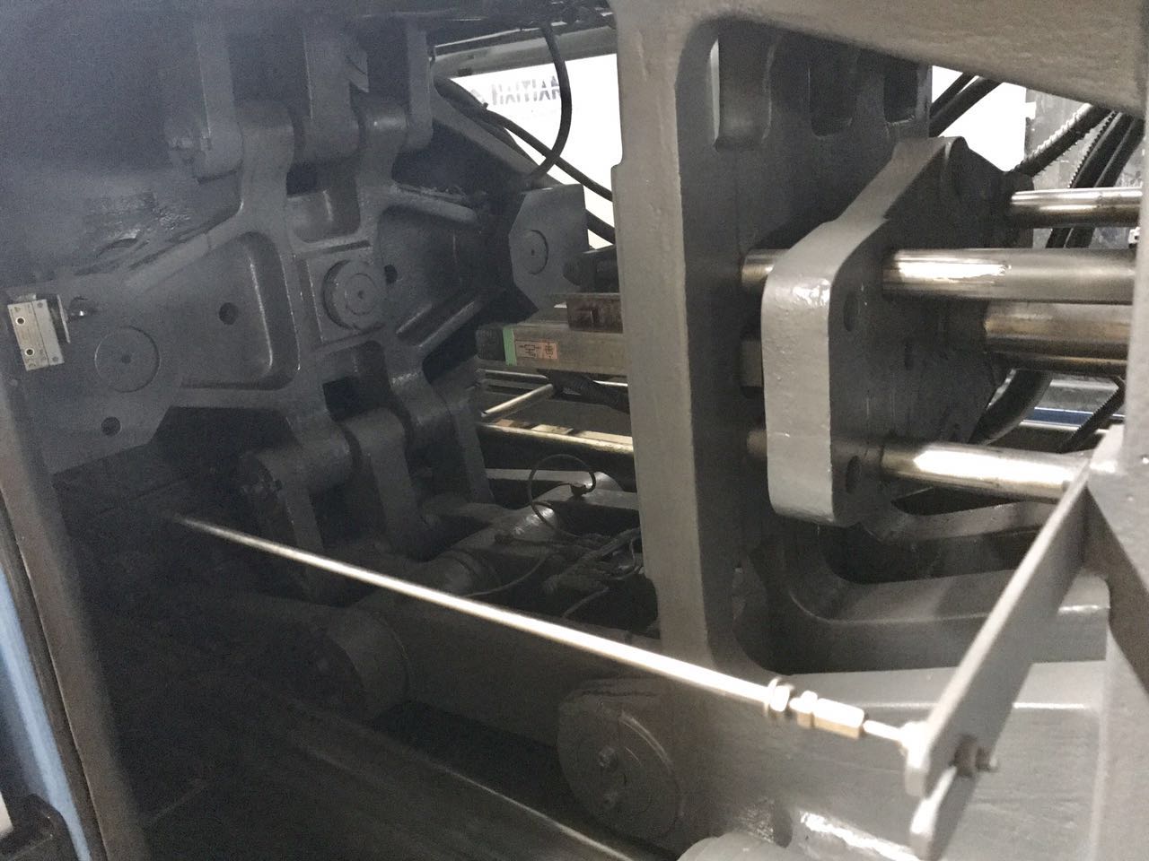 Cheapest Factory
Haitian 250t (servo) used Injection Molding Machine for New Zealand Importers detail pictures