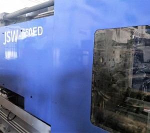 JSWJ650ED इंजेक्शन मोल्डिंग मशीन का इस्तेमाल किया