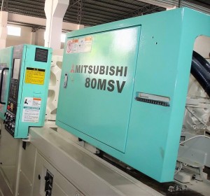 Mitsubishi 80T begagnade Plastic Injection Molding Machine