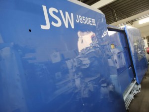 JSW 850t spuitgietmasjien gebruik