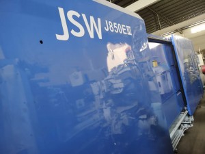 JSW 850t rabljeni stroj za brizganje za ubrizgavanje