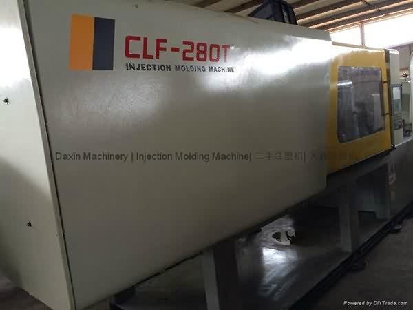 チュアン・リ FaをCLF-280トン使用し射出成形機