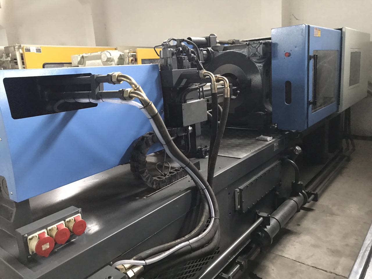 Cheapest Factory
Haitian 250t (servo) used Injection Molding Machine for New Zealand Importers detail pictures