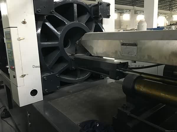 New Fashion Design for
Chen Hsong JM368-C/ES (variable pump) used Injection Molding Machine Export to Bulgaria detail pictures
