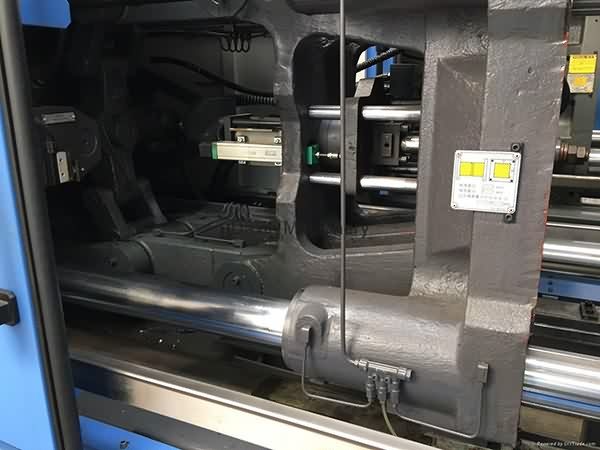 Hot New Products
Haitian 160t (servo) used Injection Molding Machine to Zambia Importers detail pictures