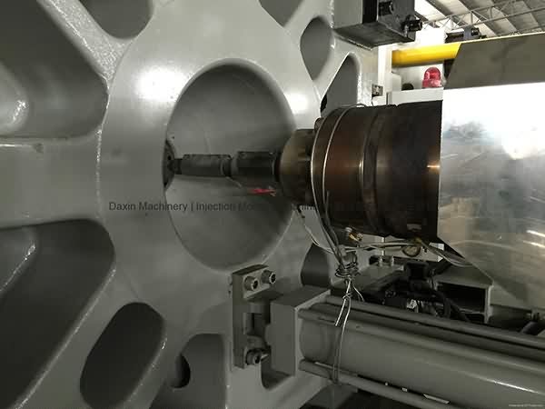 Special Design for
Chuan Lih Fa CLF-1000T used Injection Molding Machine for Bahamas Manufacturer detail pictures