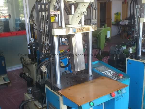 Good Wholesale Vendors
15t-55t used Vertical Injection Molding Machine to Las Vegas Importers detail pictures