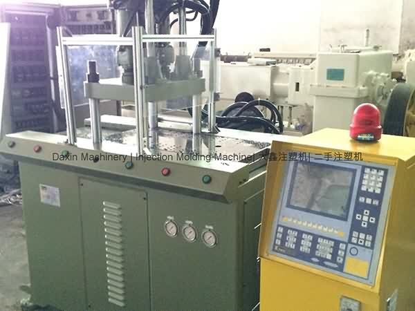 Factory Price
 Kinki 45t used Vertical Injection Molding Machine (double sliding table) for Malaysia Factory