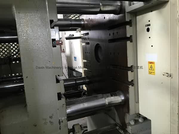 Low price for
Chuan Lih Fa CLF-400t used Injection Molding Machine for Canada Manufacturer detail pictures