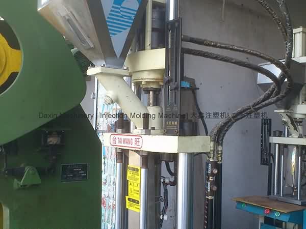 Good Wholesale Vendors
15t-55t used Vertical Injection Molding Machine to Las Vegas Importers detail pictures