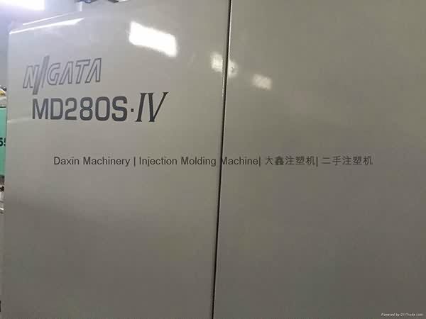 Factory making
 Niigata 280t All-Electric used Injection Molding Machine for Leicester Importers