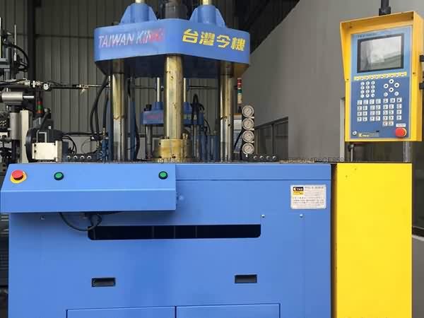 Big discounting
Kinki 120t used Vertical Injection Molding Machine for Oman Manufacturer detail pictures