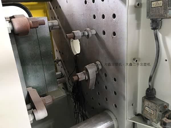 2017 New Style
Chen Hsong Supermaster SM150 used Injection Molding Machine Supply to Irish detail pictures