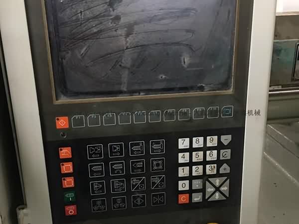 Best quality
Chen Hsong Supermaster SM90 used Injection Molding Machine for Austria Factory detail pictures