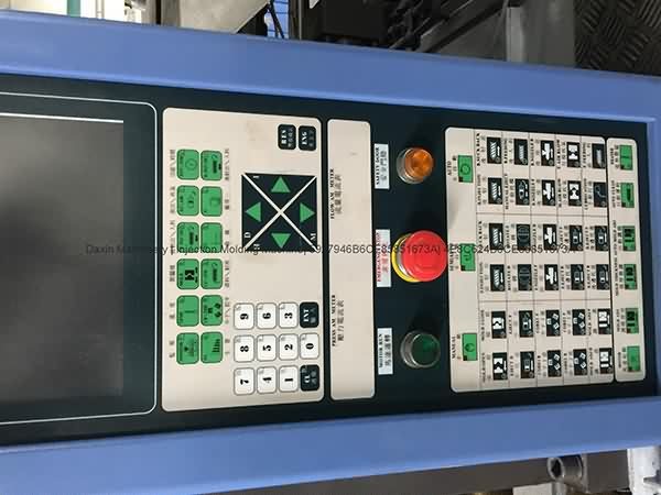 High reputation
Hwa Chin 160t two-color used Injection Molding Machine to Guatemala Importers detail pictures