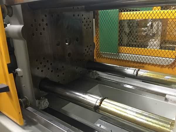 Well-designed
Chen Hsong Super Master SM120HC used Injection Molding Machine Export to Philadelphia detail pictures