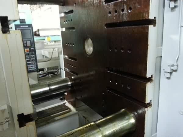 Factory Supply
Chuan Lih Fa CLF-600t used Injection Molding Machine for Burundi Factory detail pictures