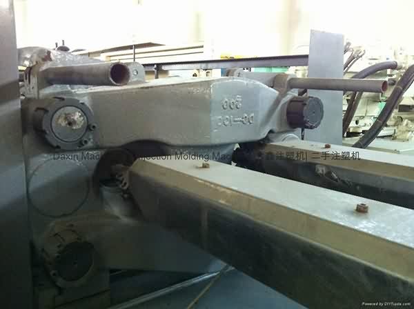 Cheapest Factory
Nissei 120t Two Color used Injection Molding Machine Supply to Turkey detail pictures
