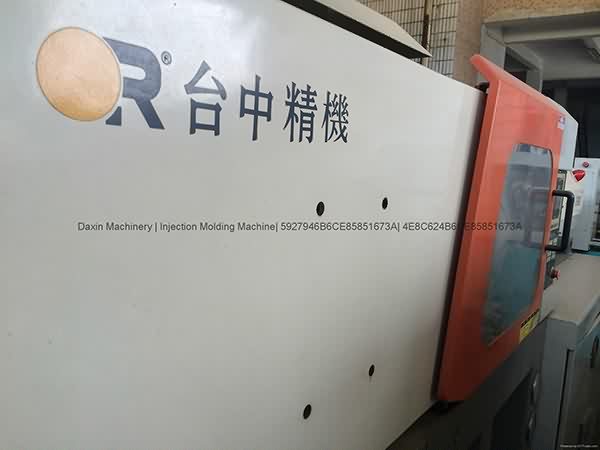 Reliable Supplier
Victor VS-100 Used Injection Moulding Machine to Zambia Factory detail pictures