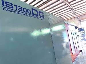 Japan Toshiba 1300t (IS1300DG) used Plastic Injection Molding Machine