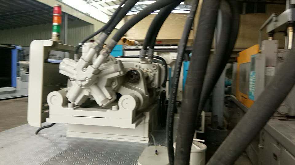 Competitive Price for
CLF-400T used Injection Molding Machine – CLF Used Plastic Machine detail pictures