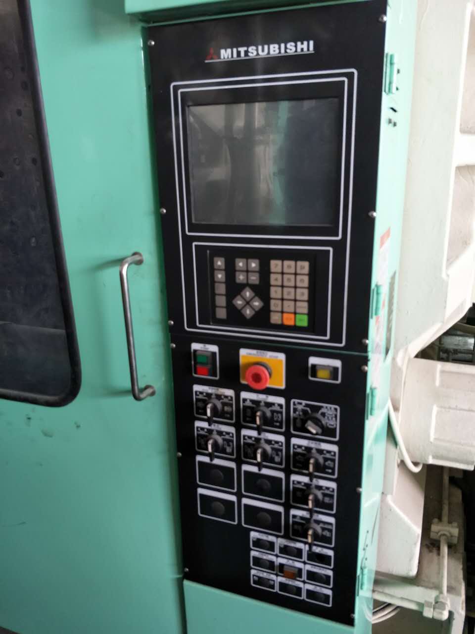 Europe style for
Mitsubishi 850t used Injection Molding Machine to Kenya Manufacturers detail pictures