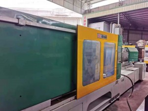 Taiwan CH Supermaster SM650 (servo) used Plastic Injection Molding Machine