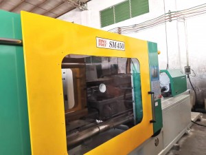 Taiwan Chenhsong Supermaster 450t (SM450) used Injection Molding Machine