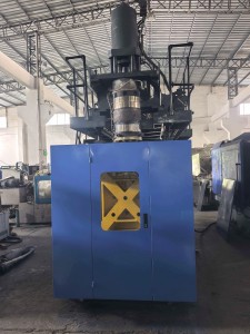 60L used Extrusion Blow Molding Machine (90 machine)